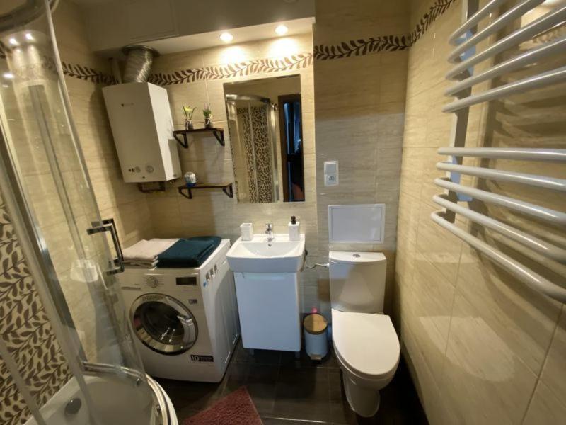 Apartament ,, Sen I Kawa" - Komfortowy Nocleg W Sercu Aglomeracji Битом Екстер'єр фото